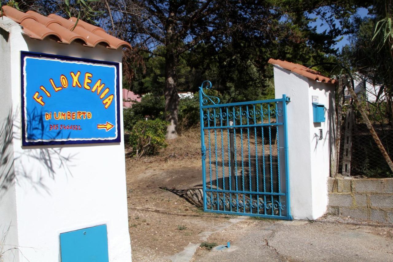 בית הארחה סאסארי 	Filoxenia Di Umberto מראה חיצוני תמונה